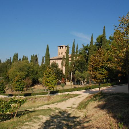 Relais Villa Sant'Isidoro Colbuccaro Exterior foto